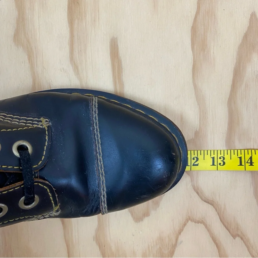 Dr. Martens 8-Eye Capper Vintage Smooth Leather Boots - Picture 7 of 11